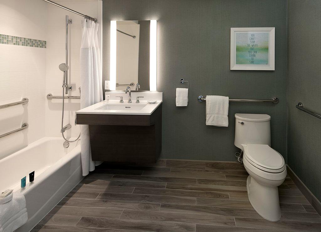 Hotel Crowne Plaza Ventura Beach, USA, Ventura Beach. Großes 889