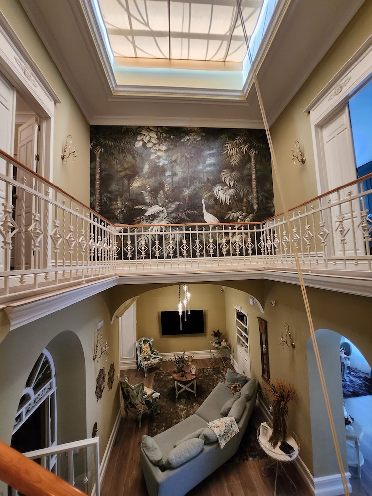 Hotel Boutique IULIA 5 Estrellas