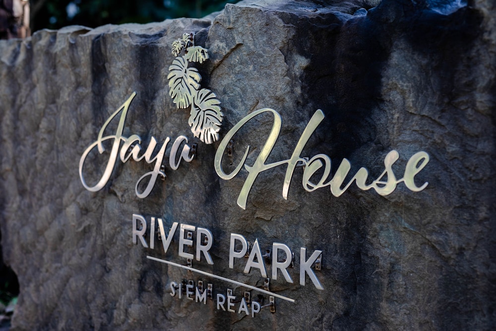 Jaya House River Park