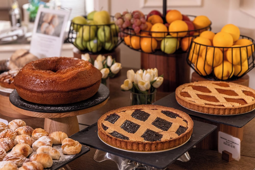 Hotel Starhotels Terminus, Italien, Neapel. Großes 668