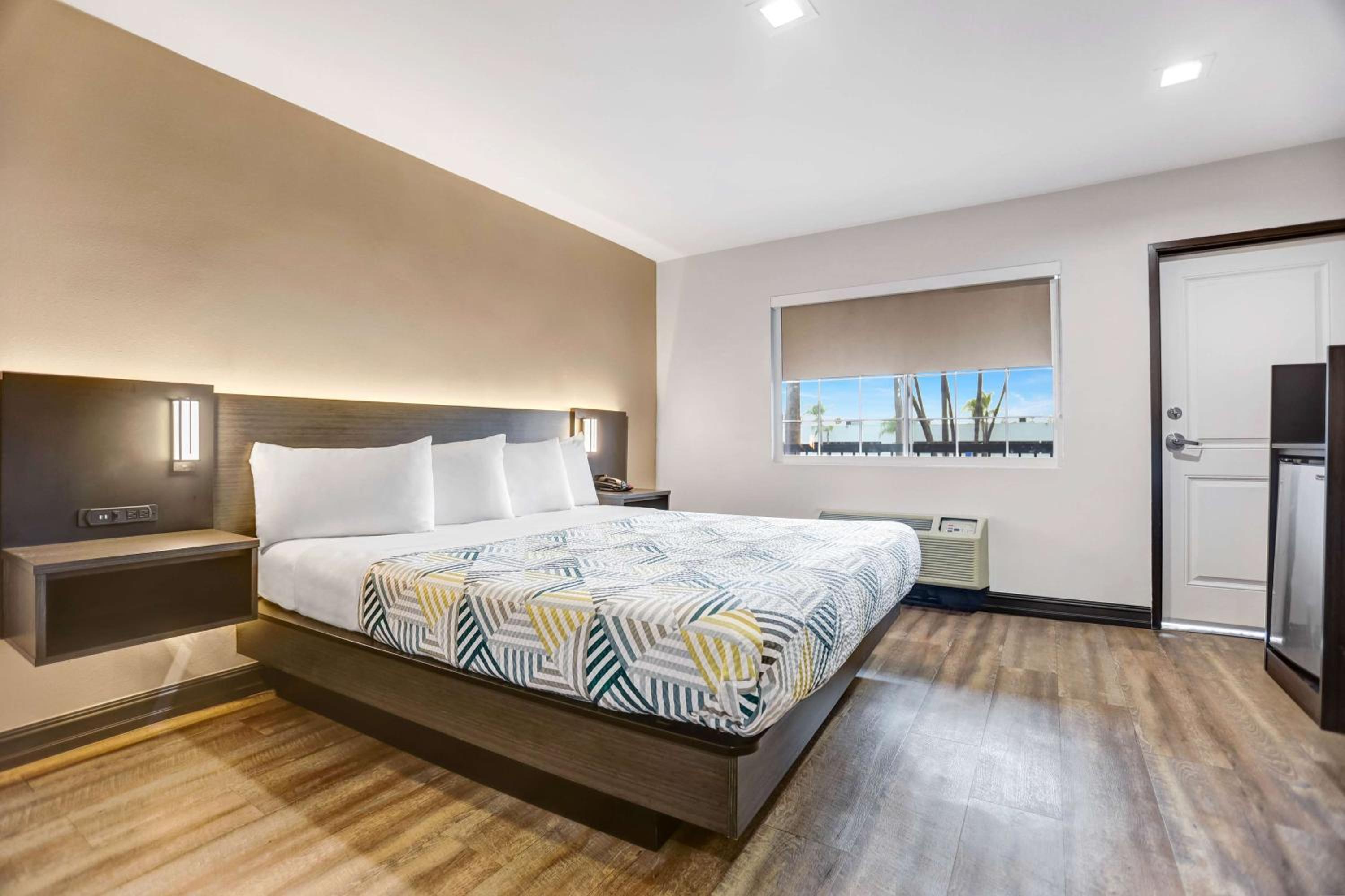 Hotel Motel6 San Diego, CA - Airport - Harbor, USA, San Diego. Großes 190