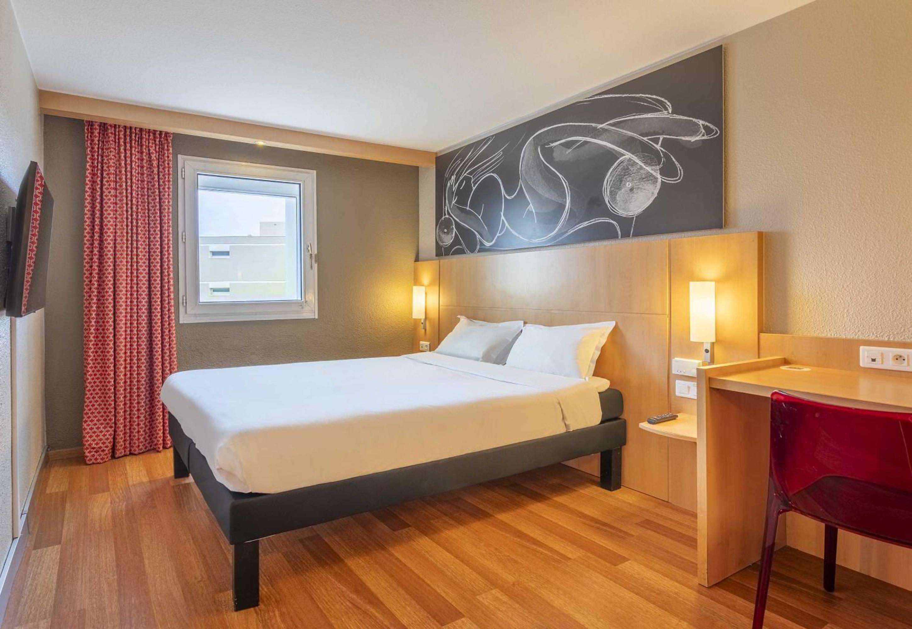 Hotel B&B Hotel Marseille Bonneveine, Frankreich, Marseille. Großes 500