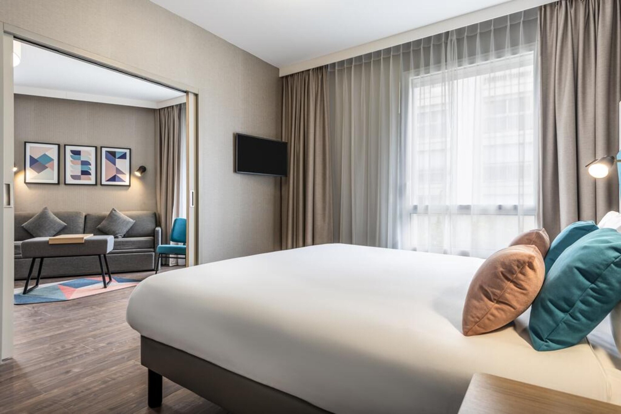 Hotel Aparthotel Adagio London Sutton Point, Großbritannien, London. Großes 93