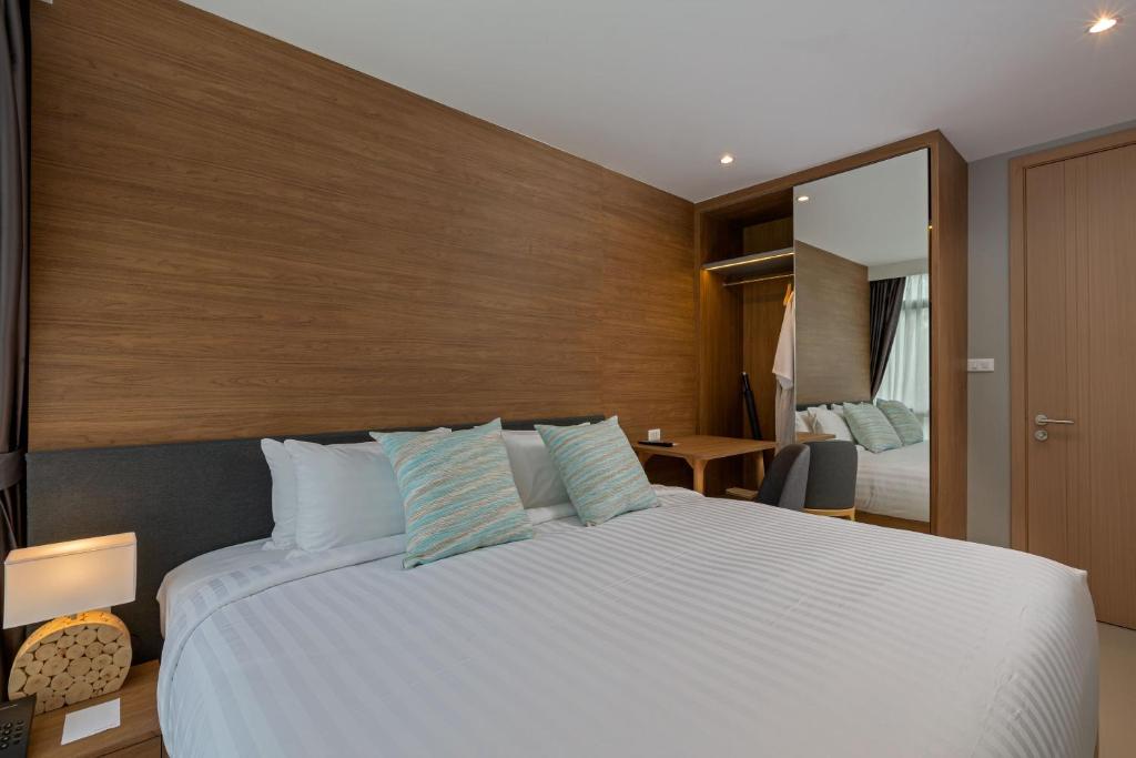 Hotel Wyndham Garden Naithon Phuket, Thailand, Phuket-Stadt. Großes 409