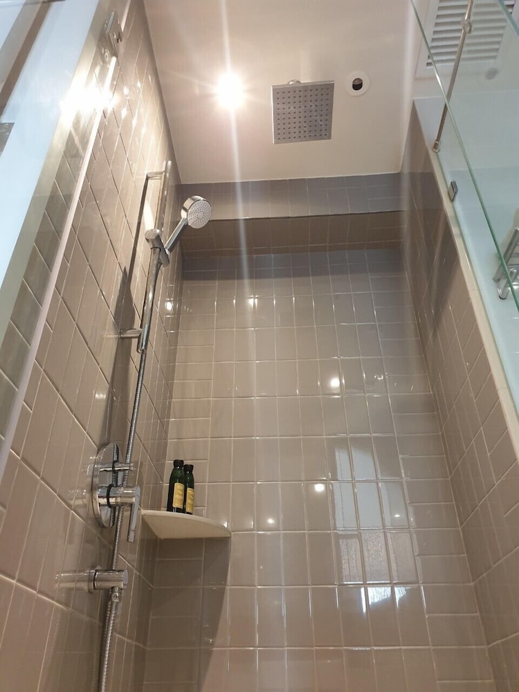 Hotel The Quarter Onnut by UHG, Thailand, Bangkok. Großes 248