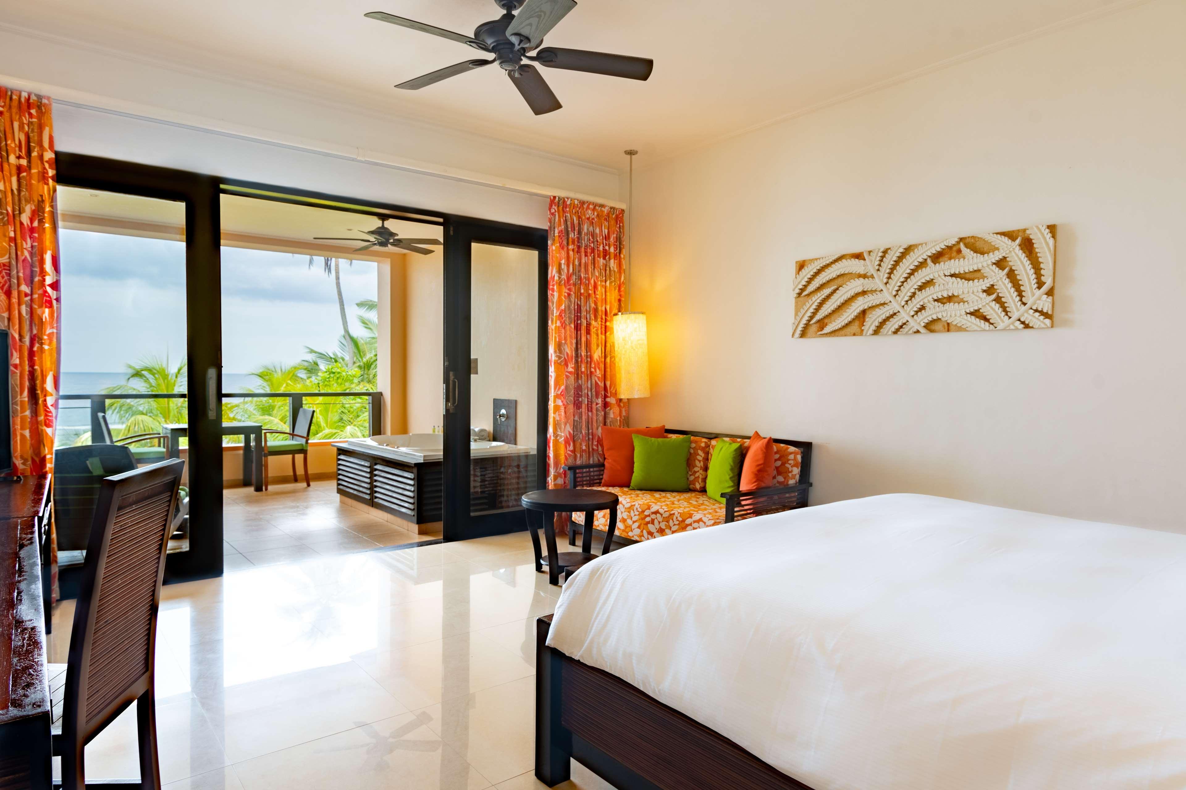 Hotel DoubleTree by Hilton Seychelles Allamanda Resort and Spa, Seychellen, Anse Forbans. Großes 74