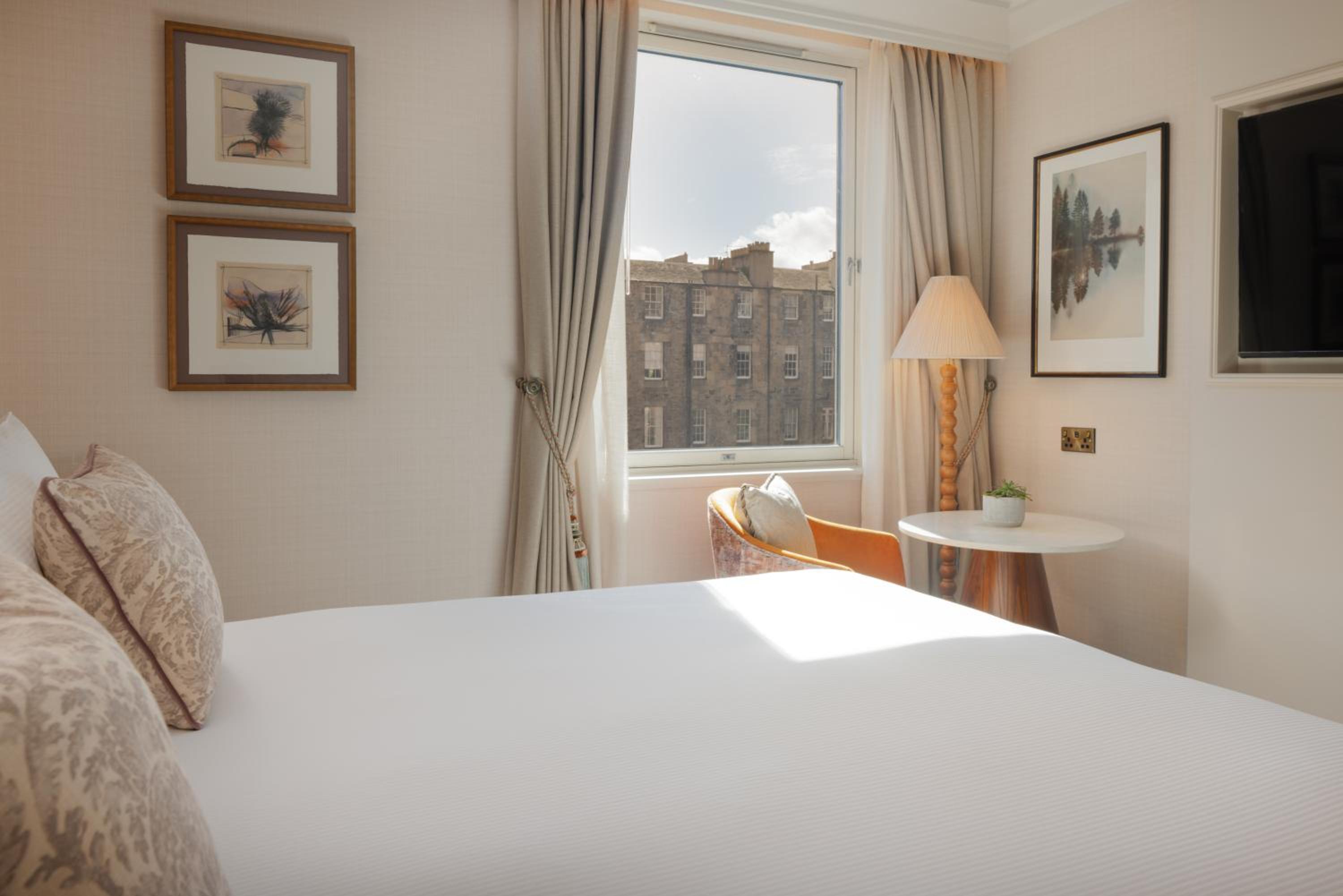 Hotel The Caledonian Edinburgh, Curio Collection by Hilton, Großbritannien, Edinburgh. Großes 496