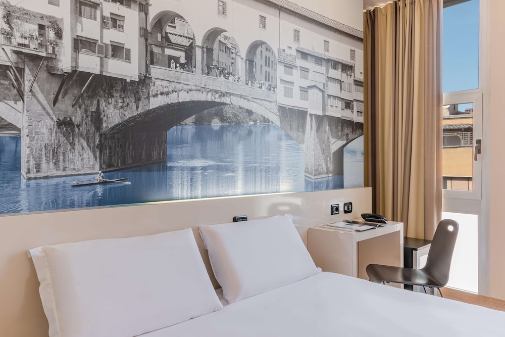 Hotel B&b Hotel Firenze City Center, Italien, Florenz. Großes 575