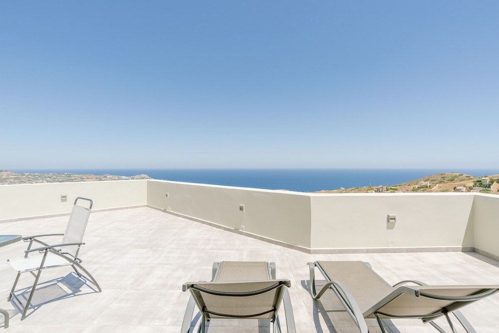 Infinite Blue Apartments