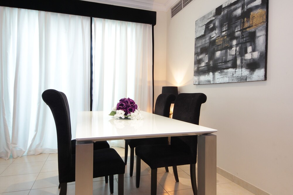 Faraway Homes - Marina Heights