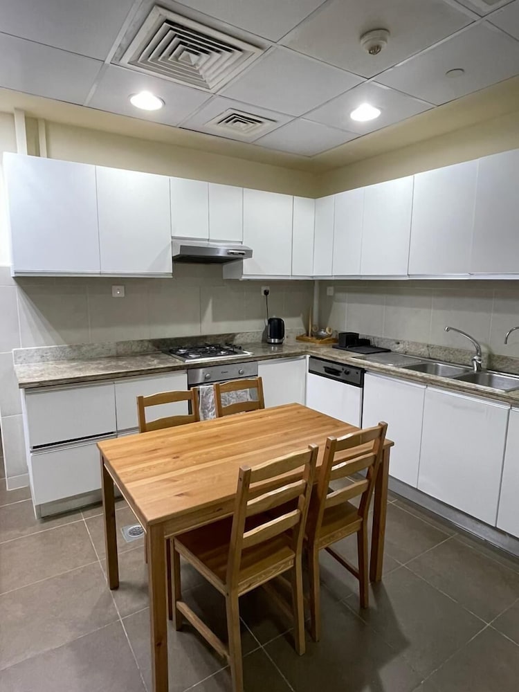Faraway Homes - Marina Heights