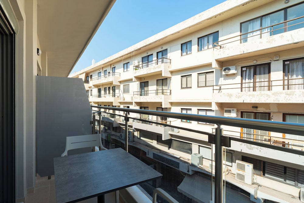 Philia Center Suites