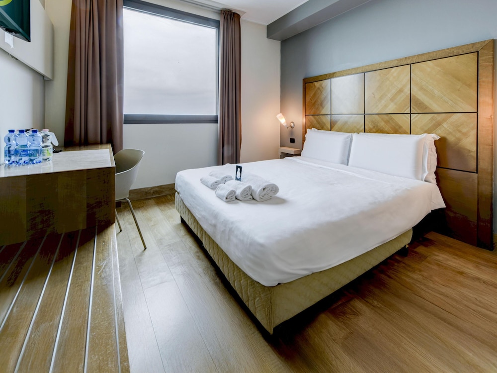 Hotel B&B Hotel Padova, Italien, Padua. Großes 99