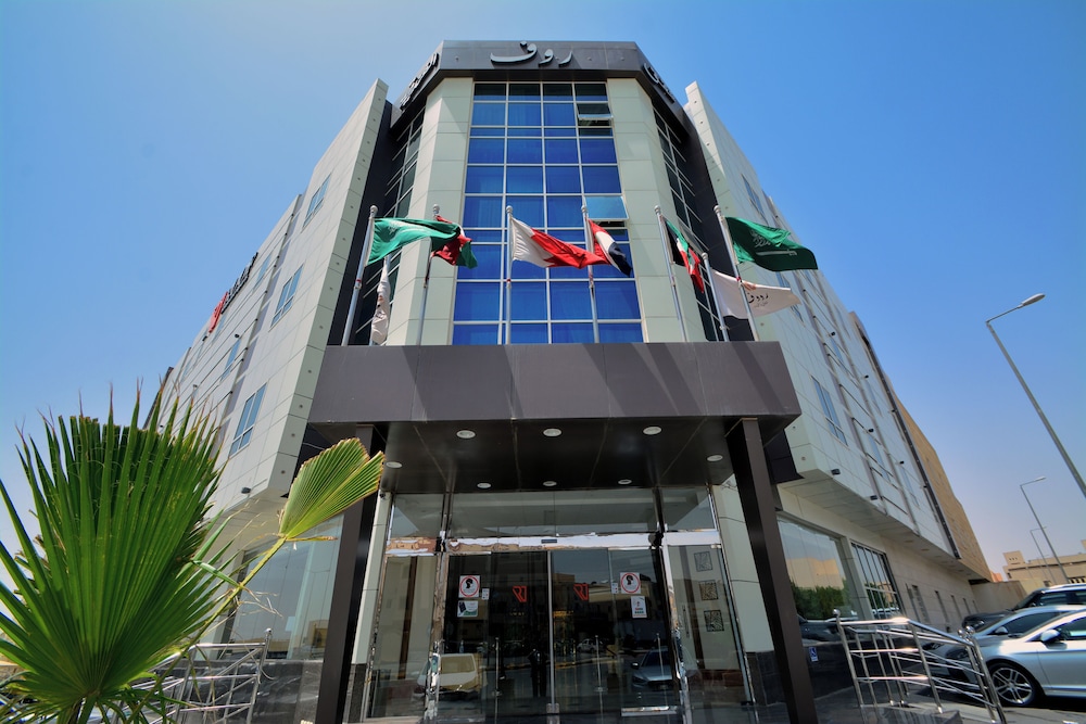 Roof Hotel Apartments