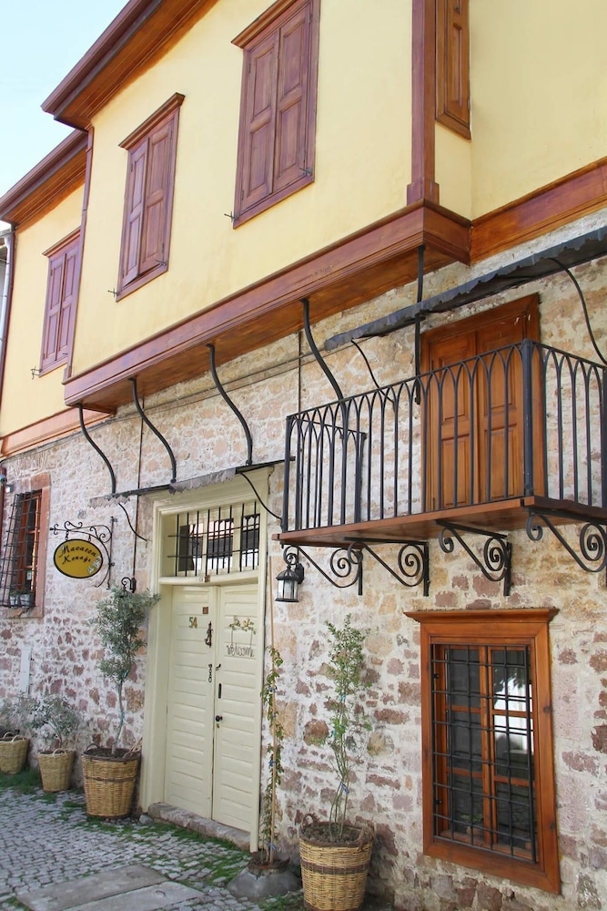 Macaron Konagi Hotel