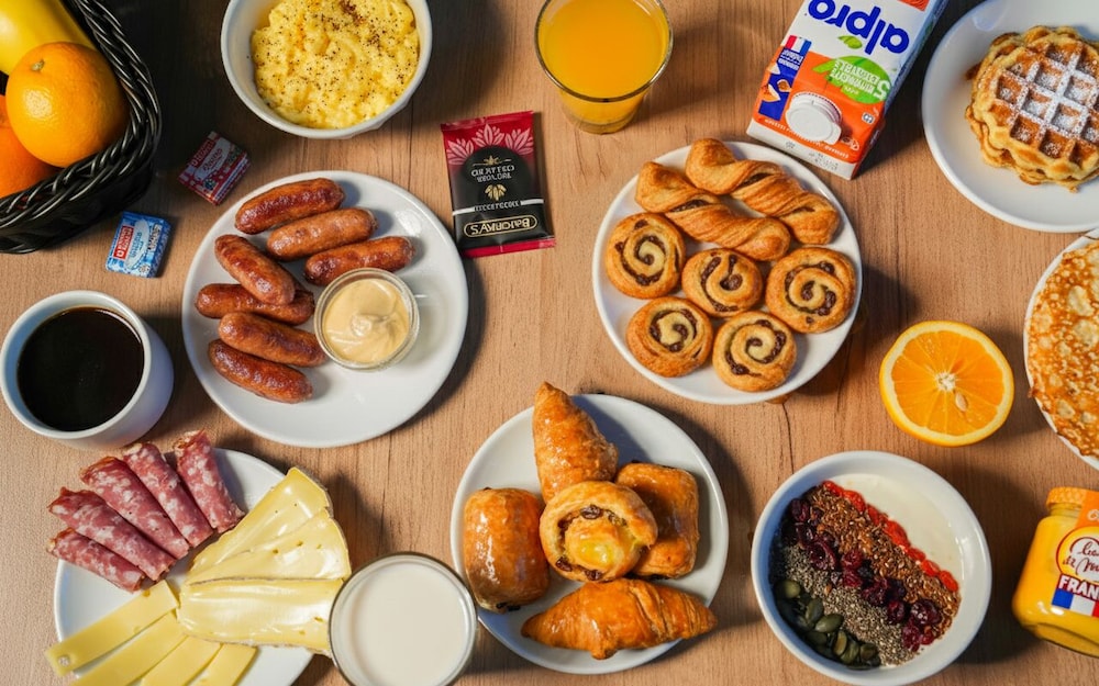 Hotel B&B Hotel Lourdes Centre, Frankreich, Lourdes. Großes 376