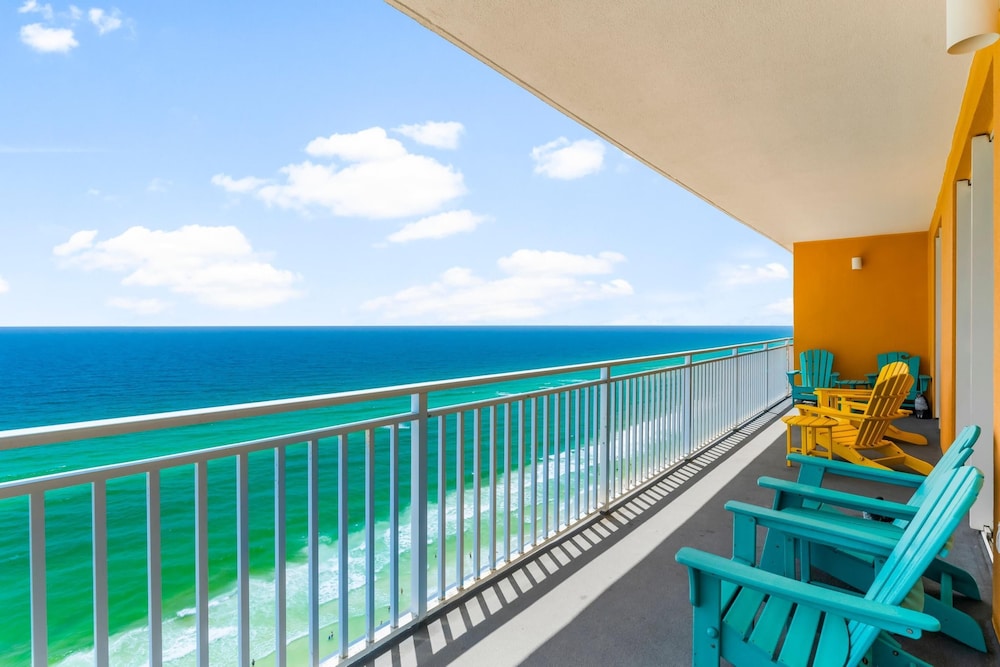 Splash Beach Resort by Panhandle Getaways