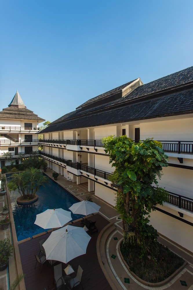 Gassan Lake City Golf & Resort