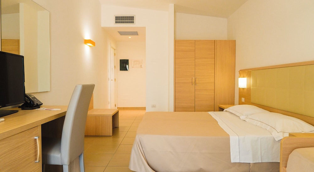 Hotel Hotel San Teodoro, Italien, San Teodoro. Großes 196