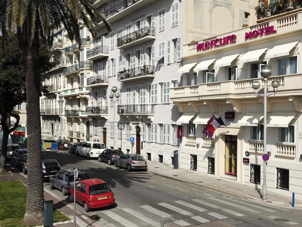 Hotel Mercure Nice Marche aux Fleurs Hotel, Frankreich, Nizza. Großes 203