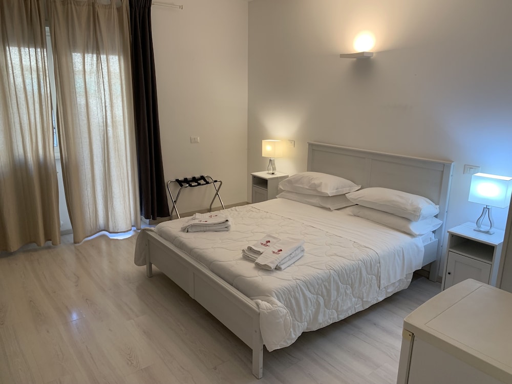 Tiburtina Suites