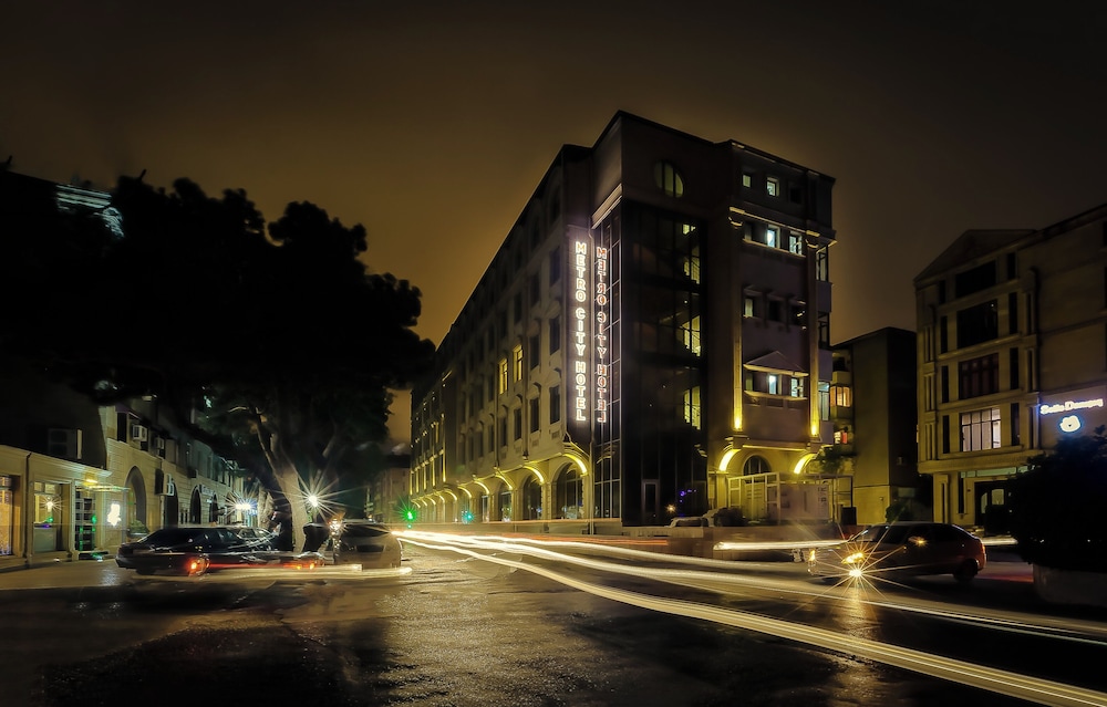 Metro City Hotel