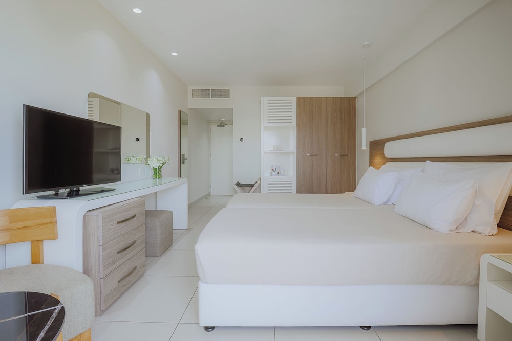 Hotel Tasia Maris Sands Adults Only, Zypern, Ayia Napa. Großes 260