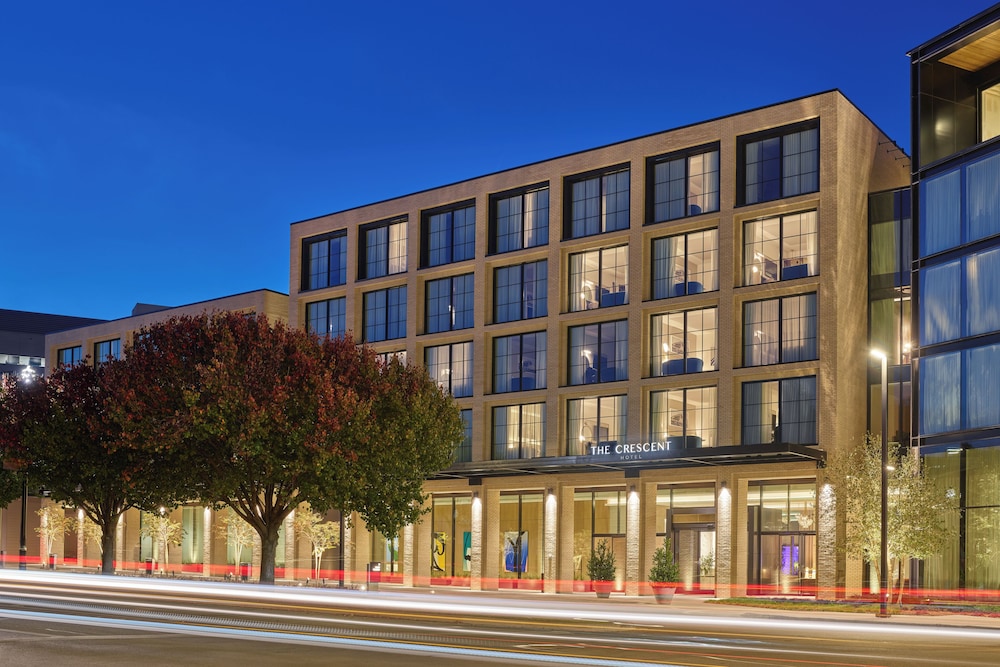 The Crescent Hotel Fort Worth