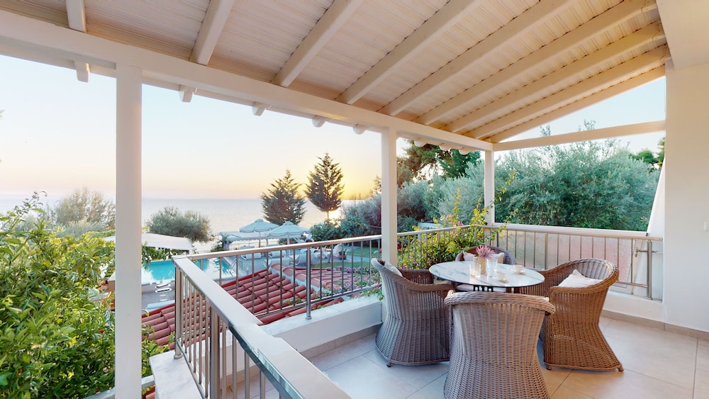 Hotel Acrotel Athena Villas, Griechenland, Elia (Sithonia). Großes 60