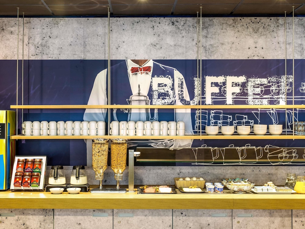 Hotel ibis budget Edinburgh Park, Großbritannien, Edinburgh. Großes 185