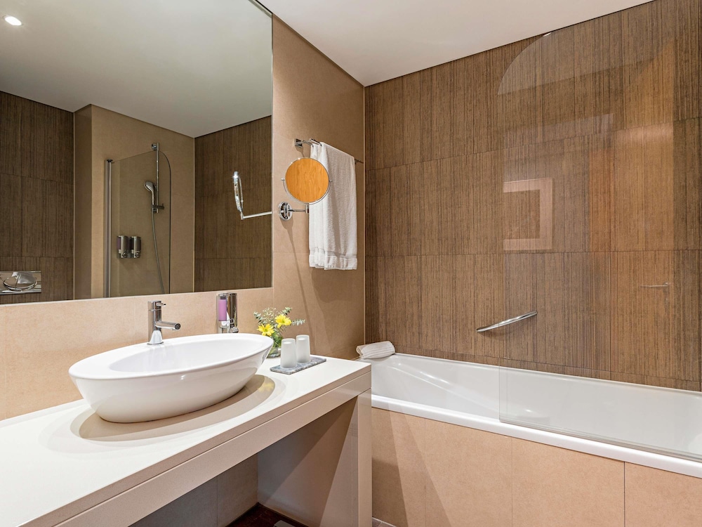 Hotel Mercure Lisboa Almada, Portugal, Almada. Großes 337