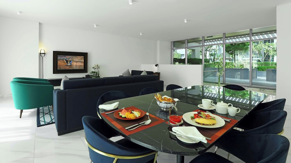 Hotel Millennium Atria Business Bay, Vereinigte Arabische Emirate, Dubai. Großes 250