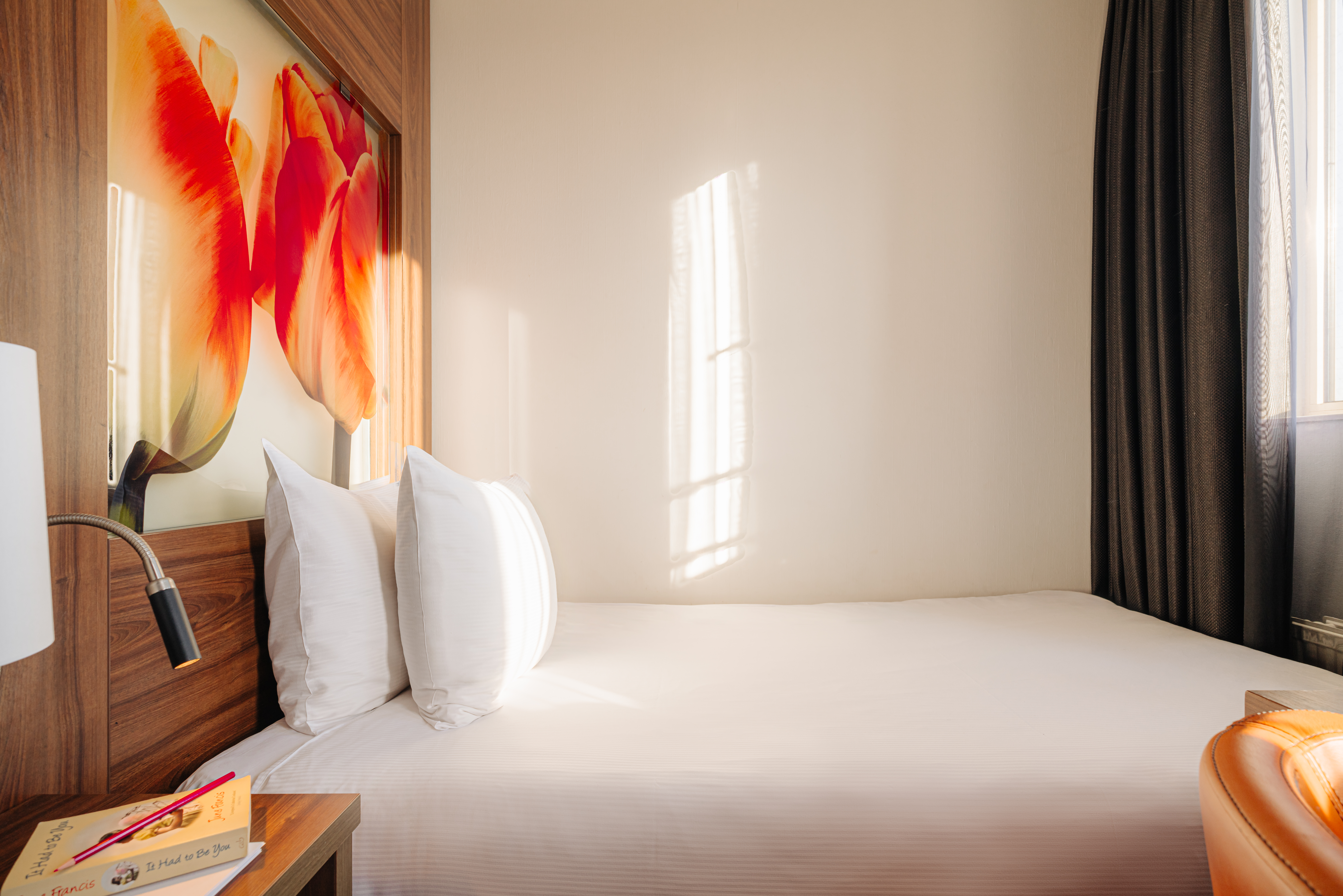 Hotel Leonardo Eden Hotel Amsterdam City Center, Niederlande, Amsterdam. Großes 536