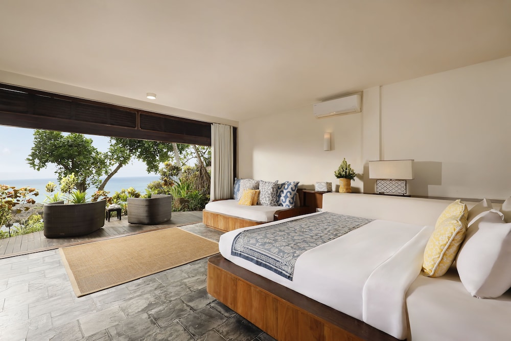 The Cove Bali by Nakula (Beach front)