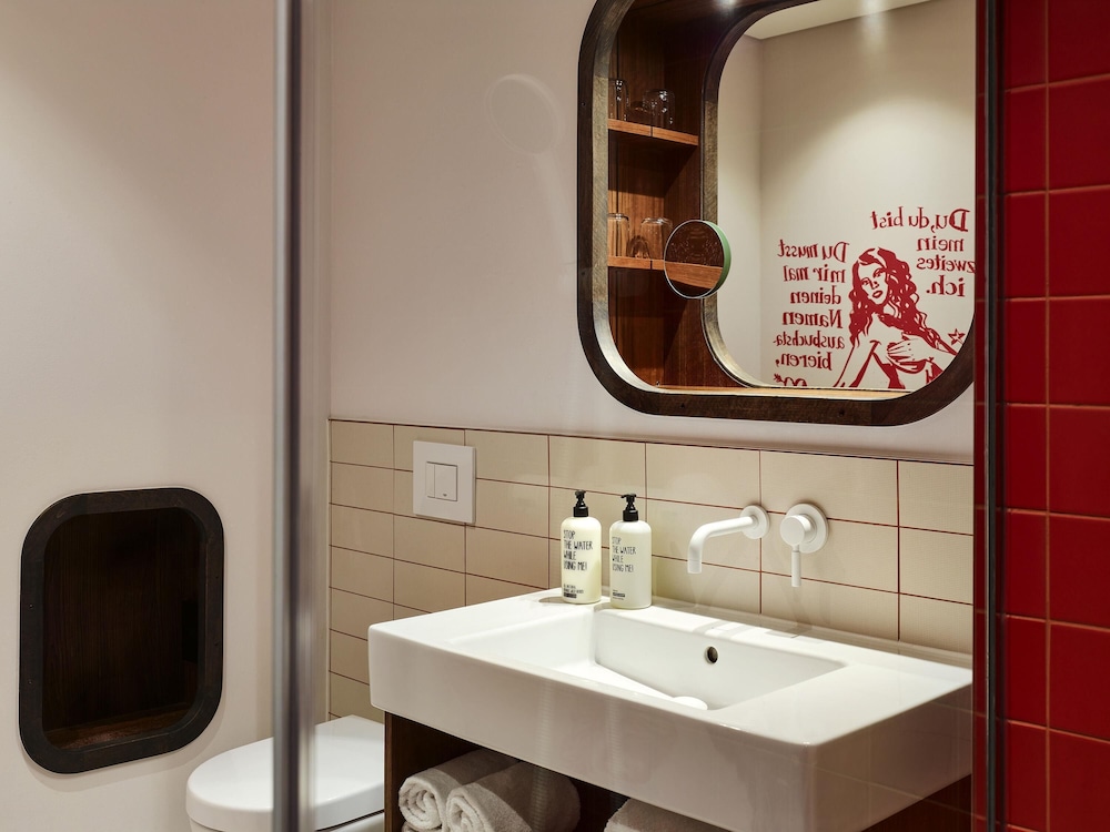 Hotel 25hours Hotel HafenCity, Deutschland, Hamburg. Großes 431