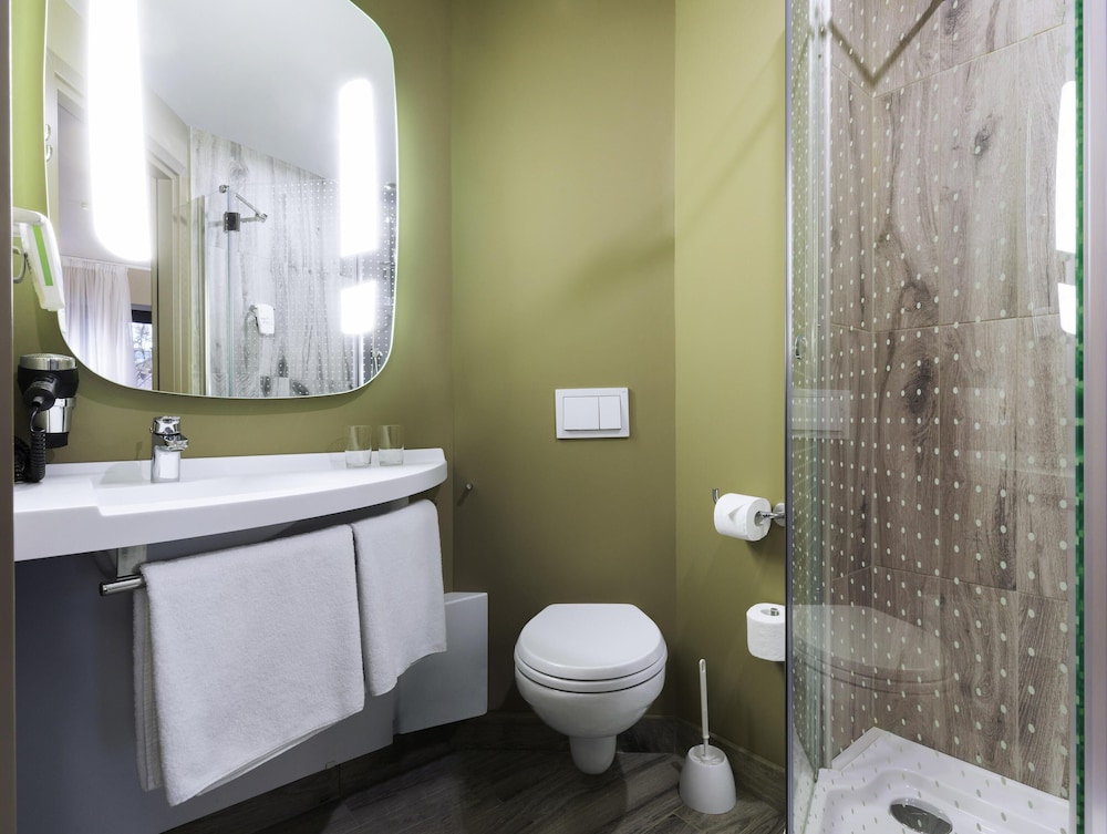 Hotel Ibis Tbilisi Stadium, Georgien, Tiflis. Großes 291