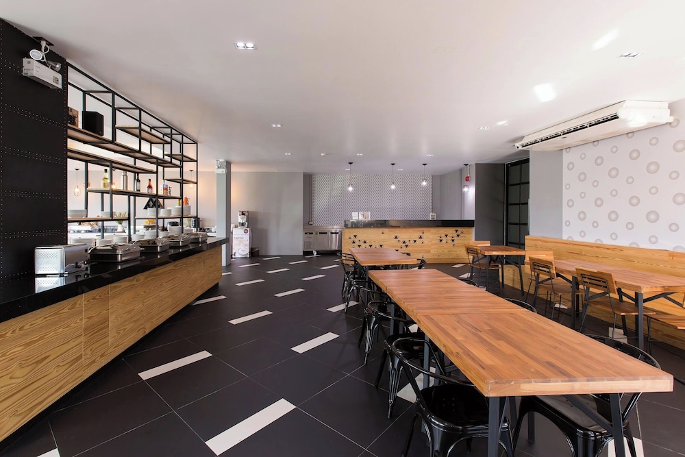 Hotel Maya Phuket Hotel, Thailand, Insel Phuket. Großes 388