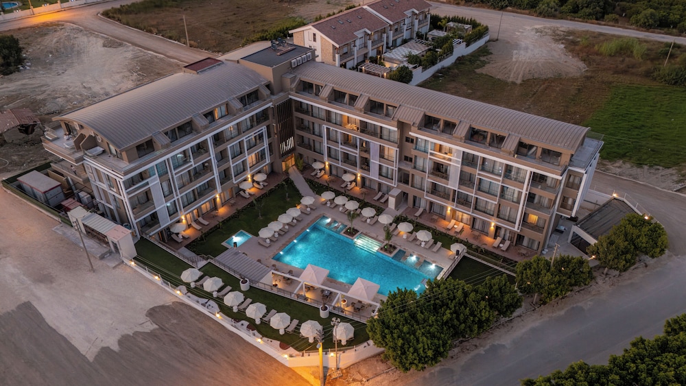 Prive Side Suite & Spa hotel - Adults Only 16+