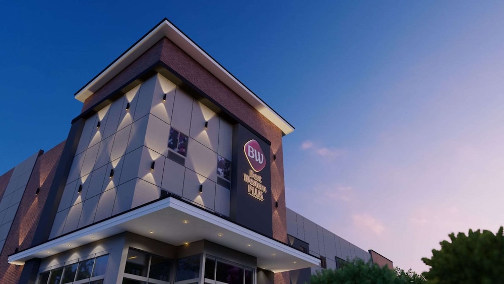 Best Western Plus Pearland/Houston Medical Center Hotel