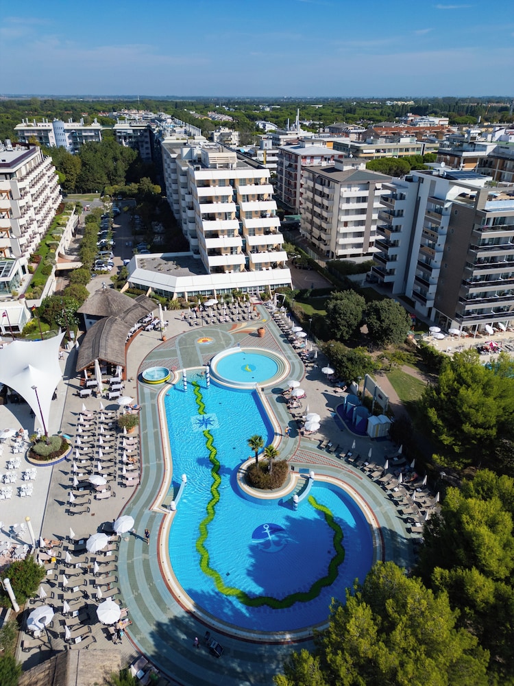 Hotel Aparthotel Holiday, Italien, Bibione. Großes 59