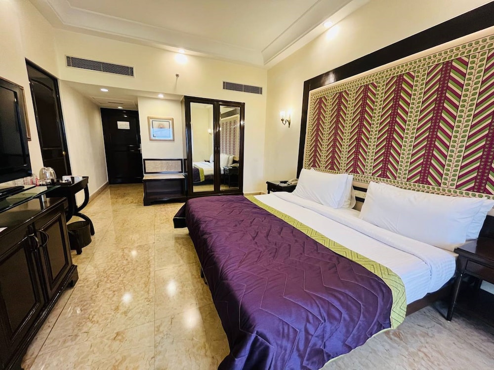 King Room - Standard - 1 King Size Bed
