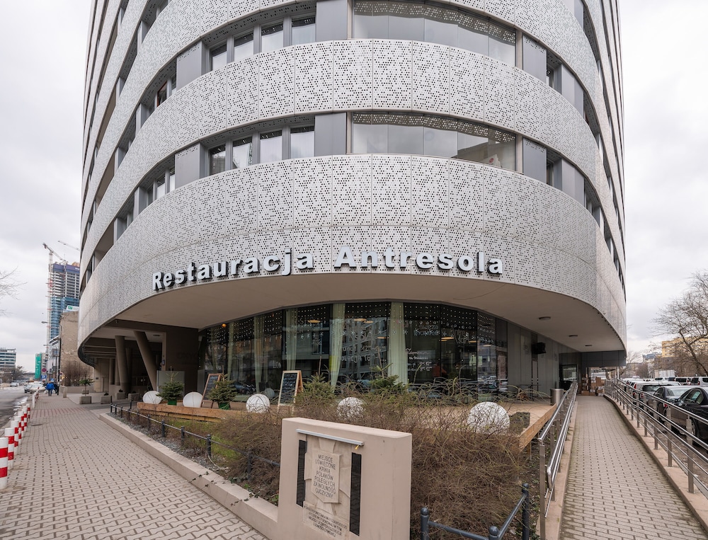 Oxygen P&O Apartments