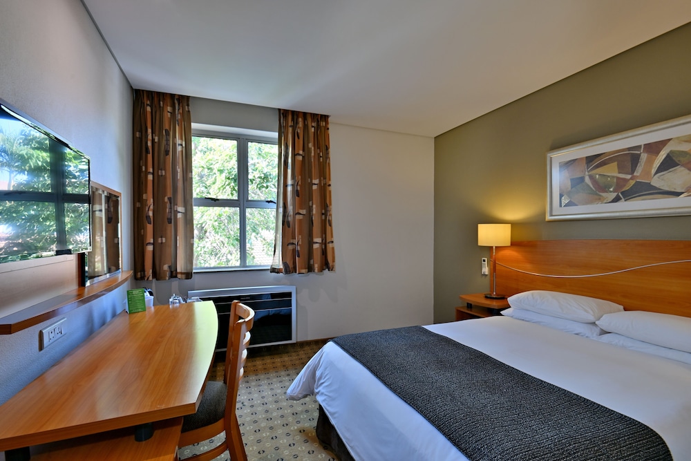 Hotel Road Lodge Sandton (ex Town Lodge Sandton Grayston Drive), Südafrika, Johannesburg. Großes 252