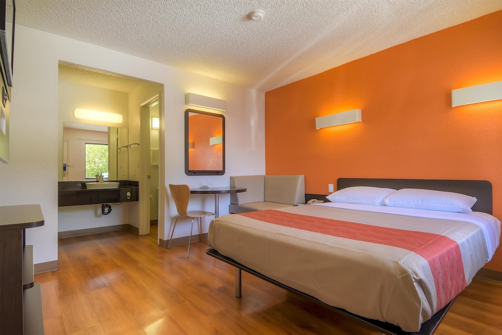 Hotel Motel 6 Las Vegas - I- 15 Stadium, USA, Las Vegas. Großes 99