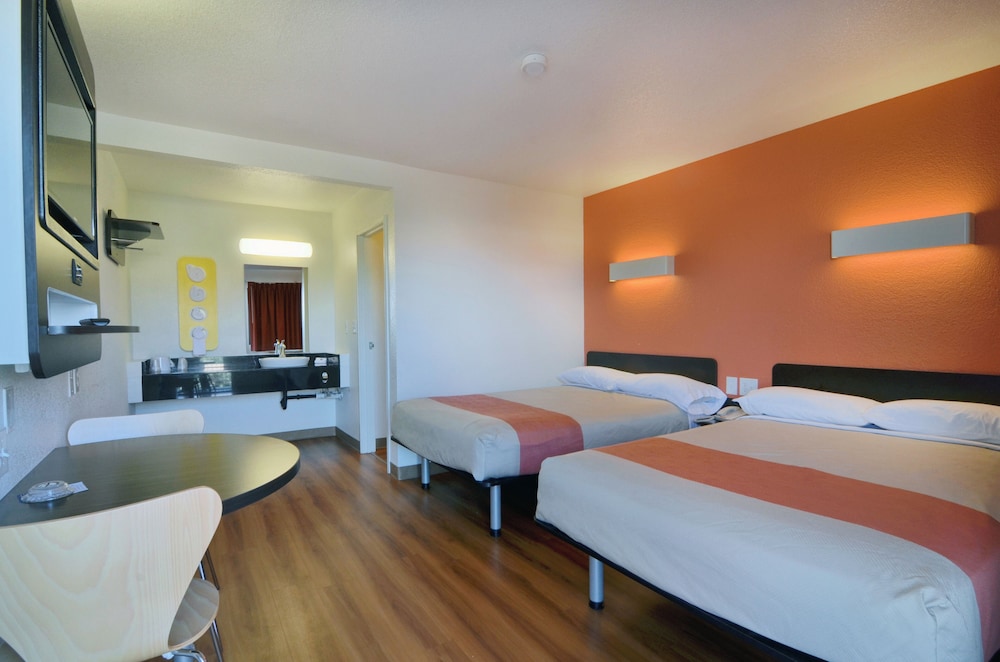 Hotel Motel6 Palm Desert, CA - Palm Springs Area, USA, Palm Desert (California). Großes 130