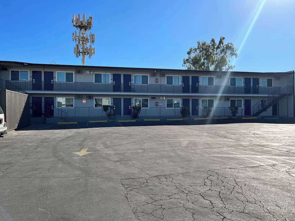 Motel6 Las Vegas, NV - Downtown Fremont St