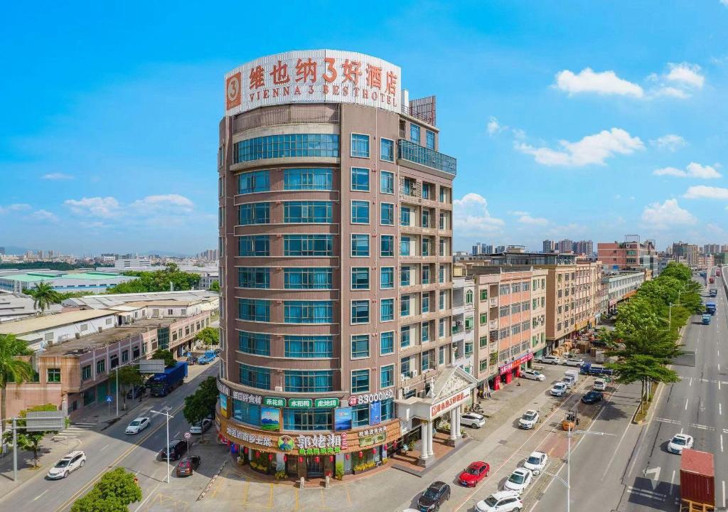 Vienna 3 Best Hotel (Dongguan Liaobu Shida Road)