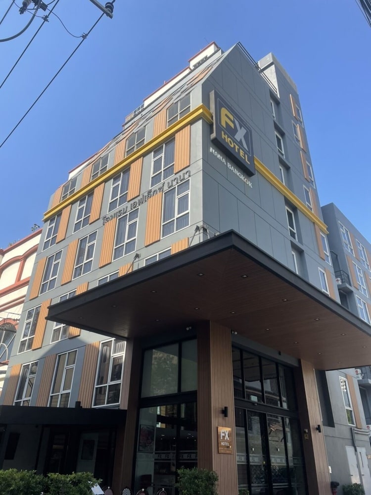 FX Nana Hotel