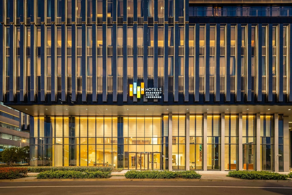 EVEN Hotel Shanghai Expo by IHG