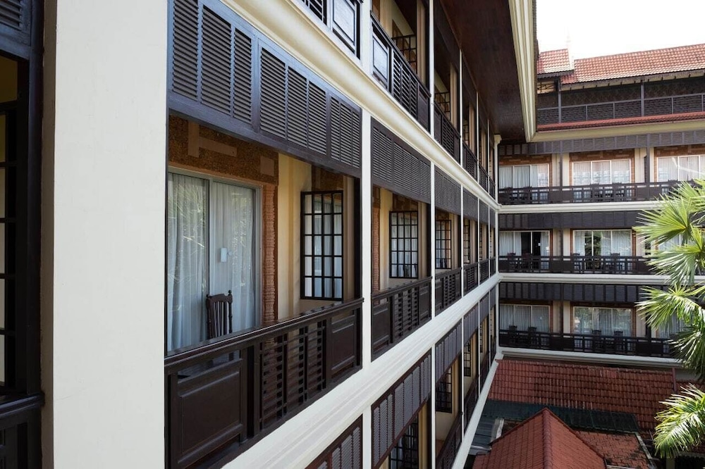 Empress Angkor Resort and Spa